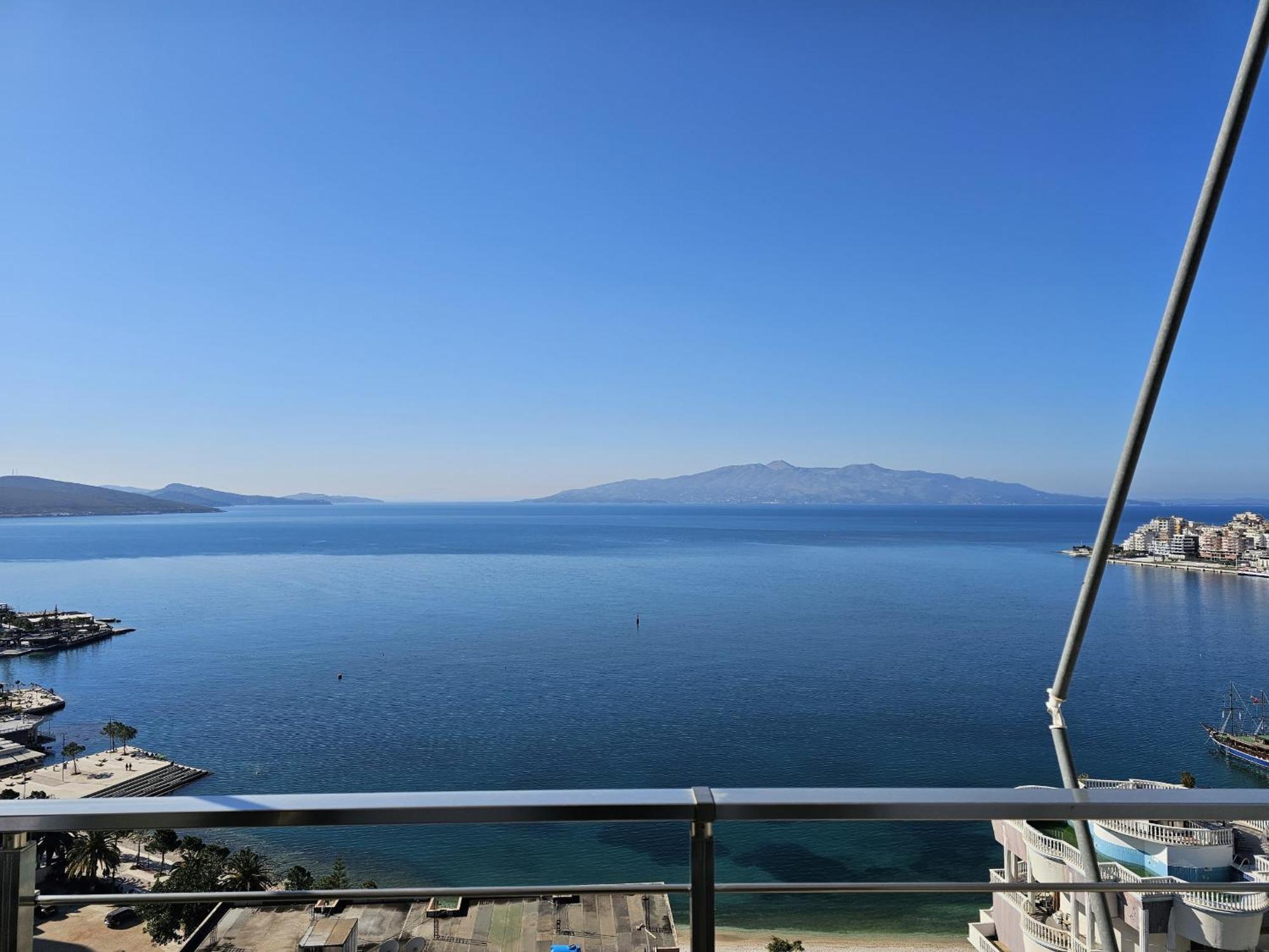 Wonderful View Apartments Sarandë Exterior foto